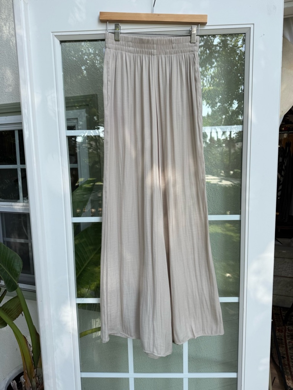 Women's Wide-Leg Cream silky pant with Elastic Waist ZARA